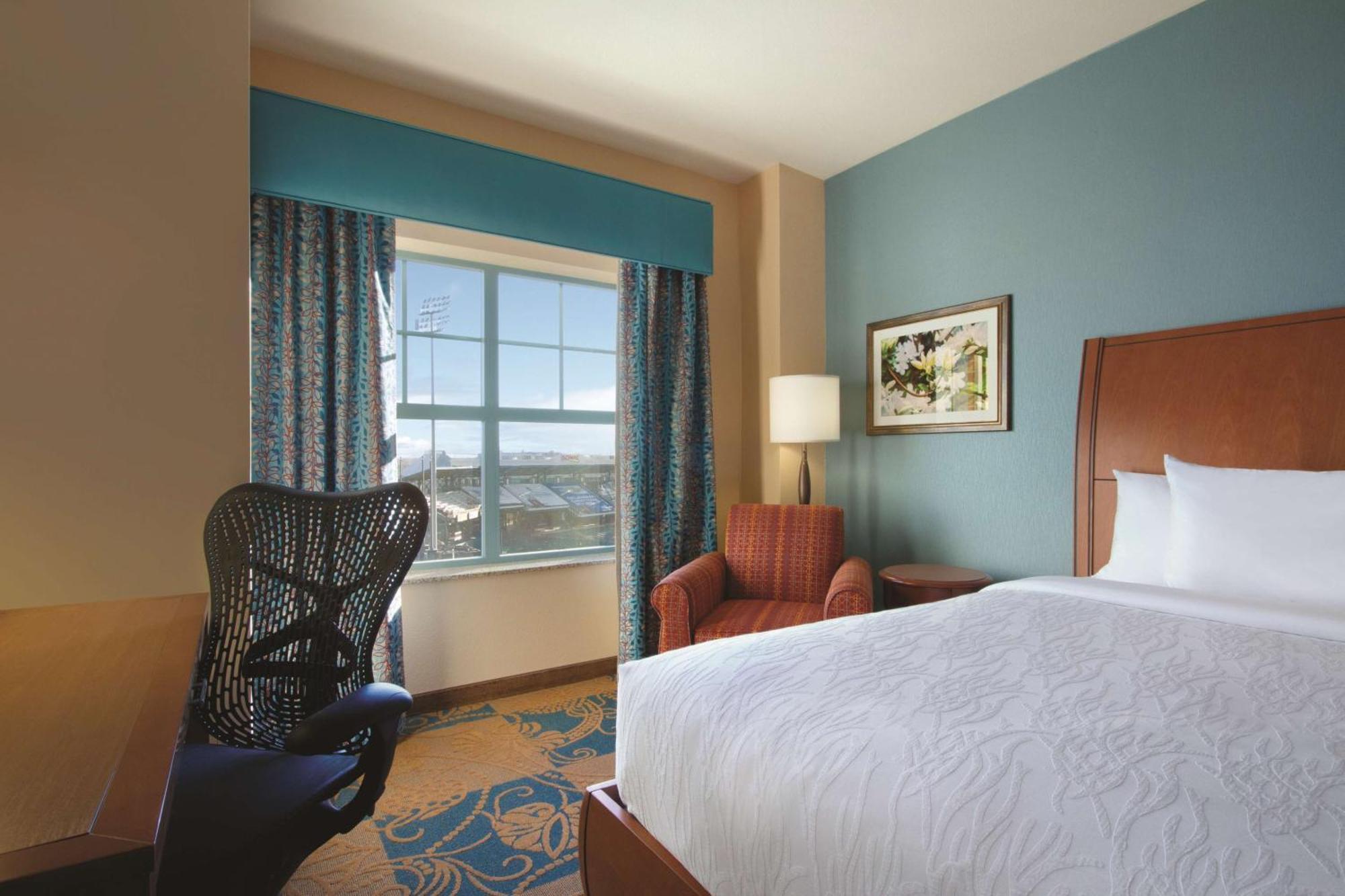 Hilton Garden City/bricktown 3*